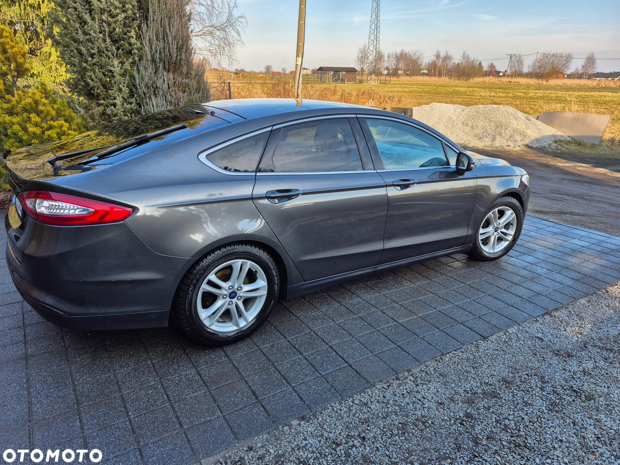 Ford Mondeo 1.5 EcoBoost Titanium - 4