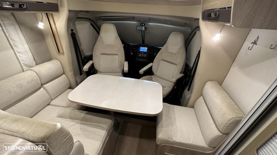 Rapido Serie 6F 680 FF C.central e basculante - 5