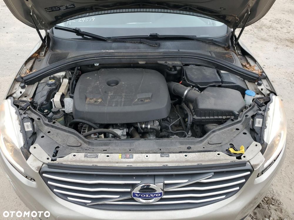 Volvo XC 60 T5 Drive-E R-Design Momentum - 6