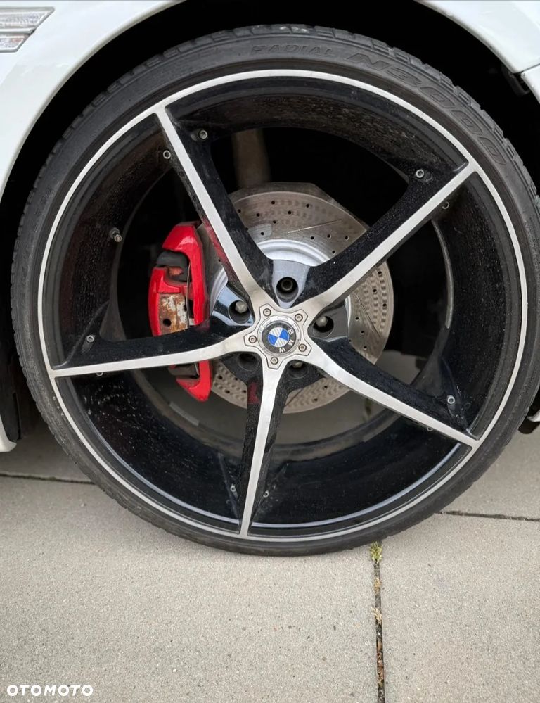 BMW Seria 6 650 i - 13