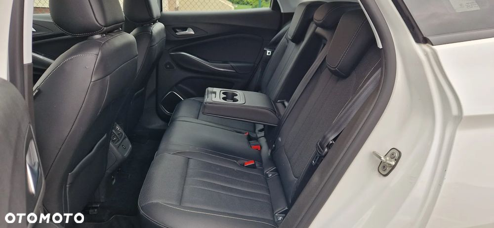 Opel Grandland X 2.0 D Start/Stop Automatik Business Innovation - 28