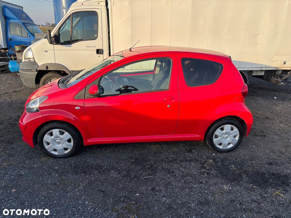 Toyota Aygo City - 4