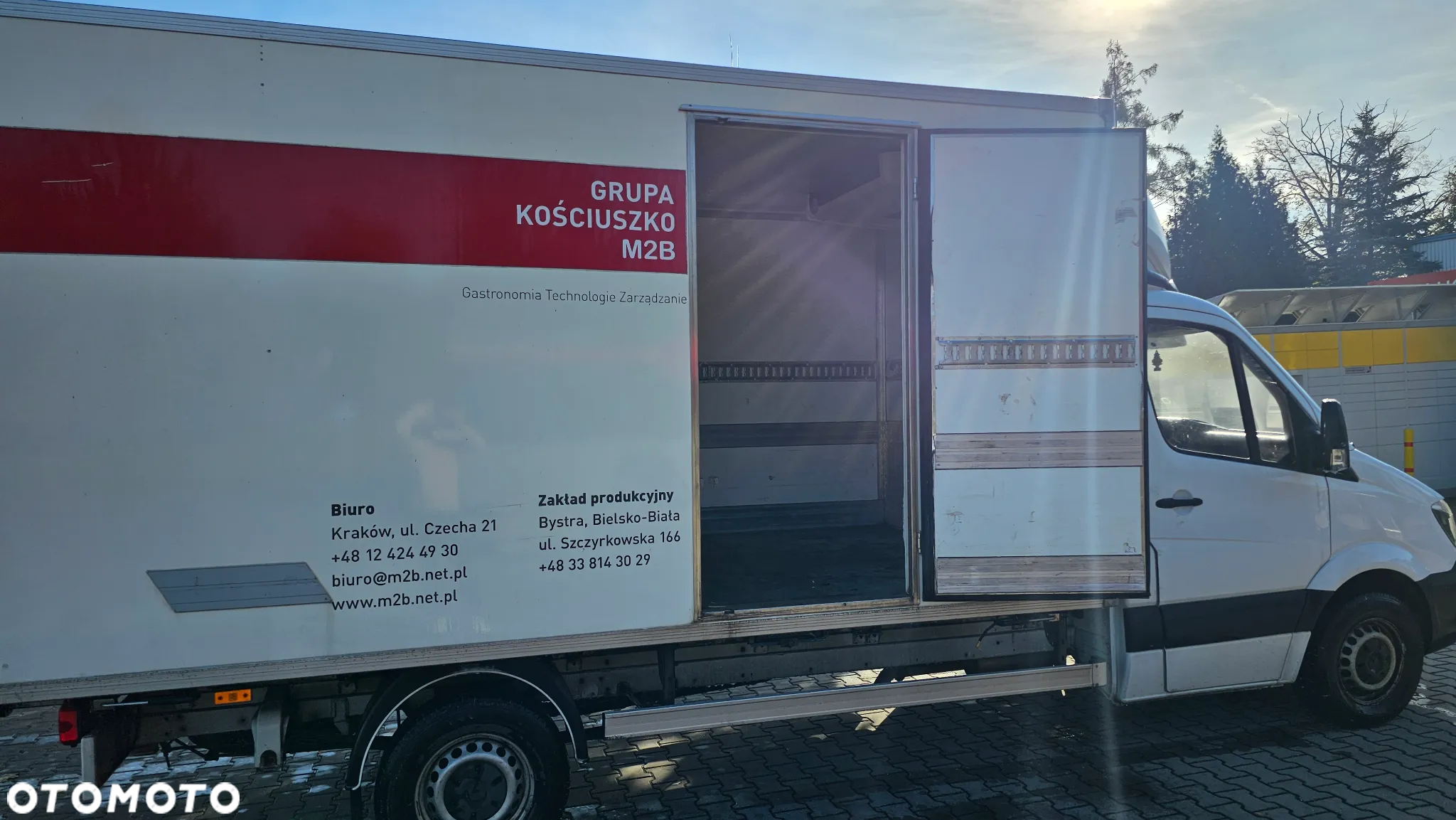 Mercedes-Benz Sprinter - 11