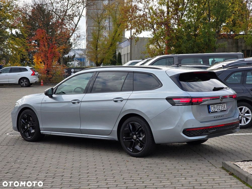 Volkswagen Passat 2.0 TSI R-Line Plus DSG - 12