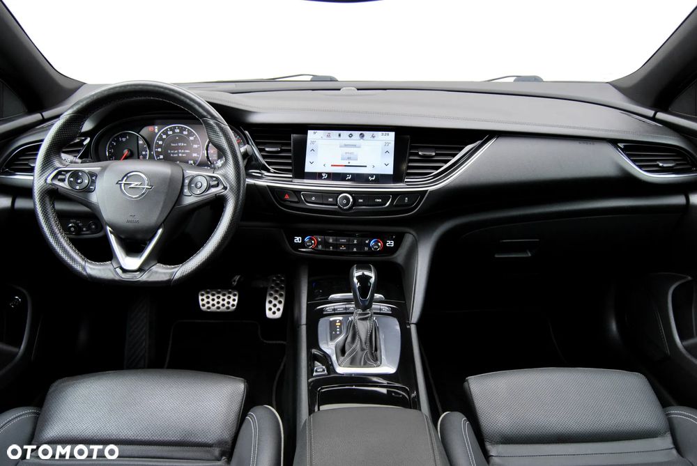 Opel Insignia CT 2.0 CDTI 4x4 Exclusive S&S - 30