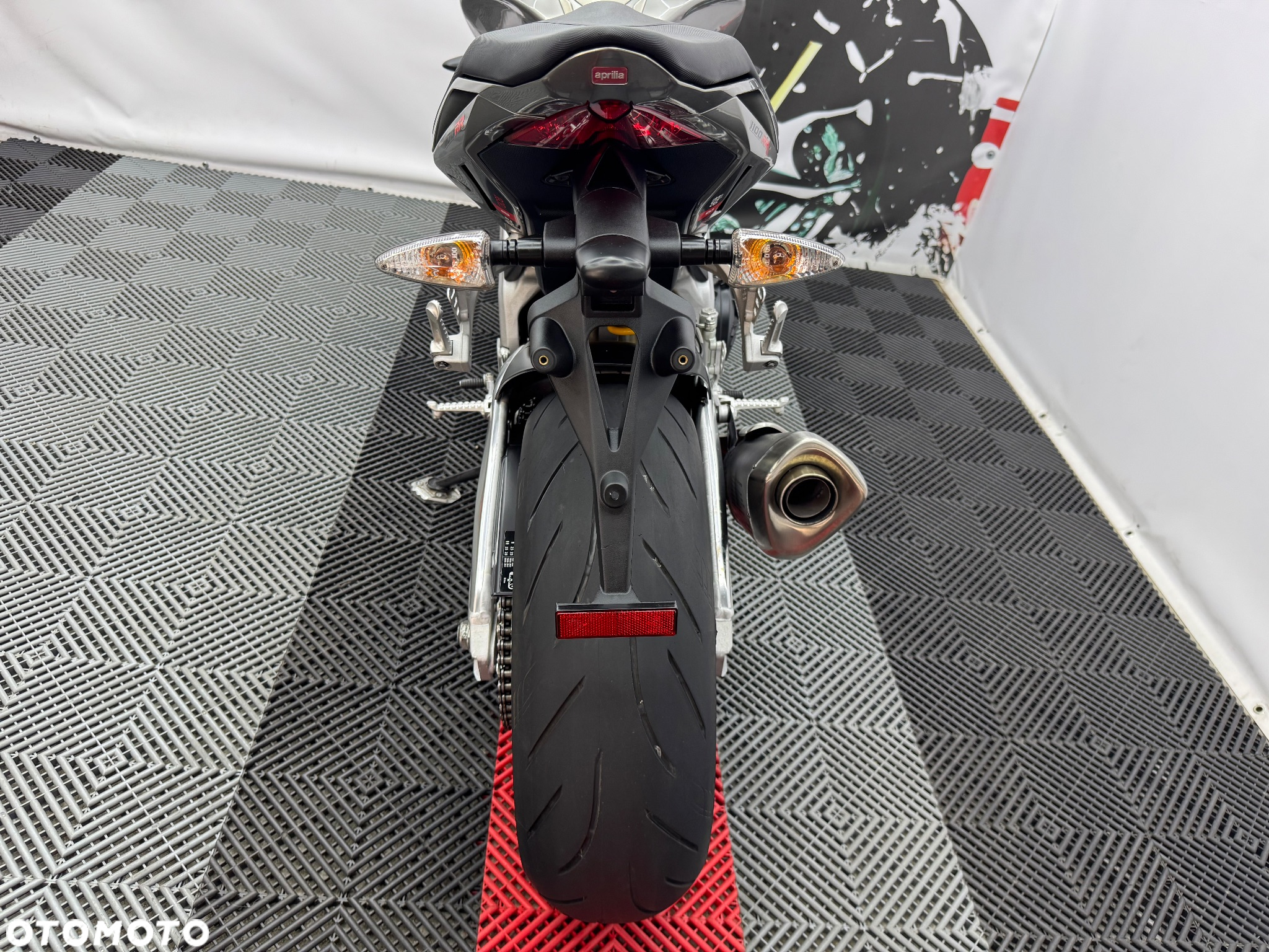 Aprilia Tuono - 24