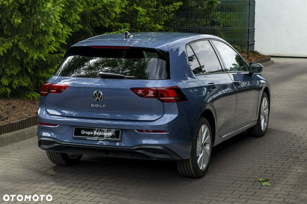 Volkswagen Golf - 10