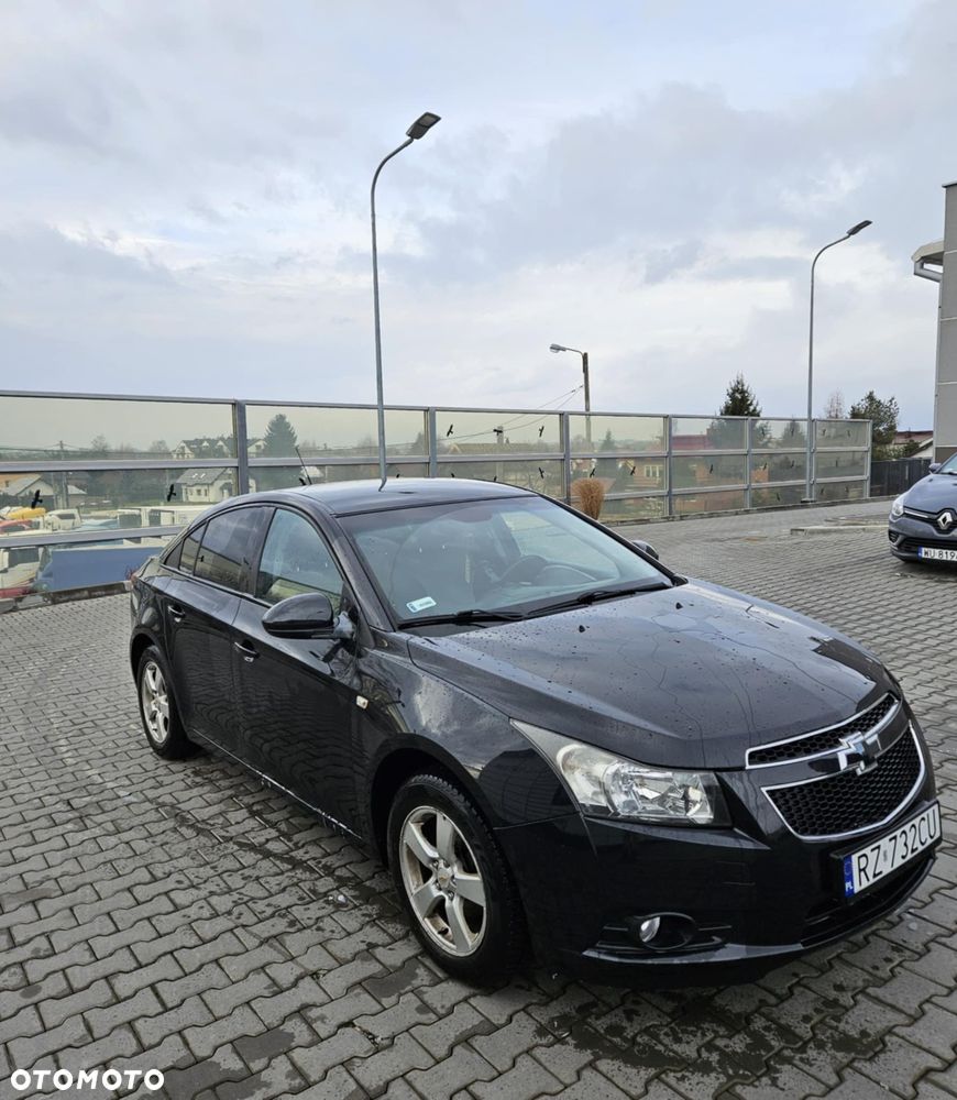 Chevrolet Cruze - 2