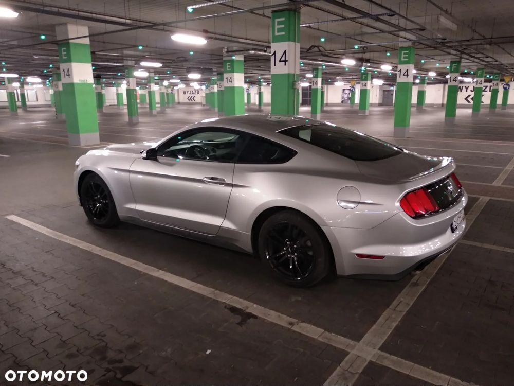 Ford Mustang 2.3 Eco Boost - 1
