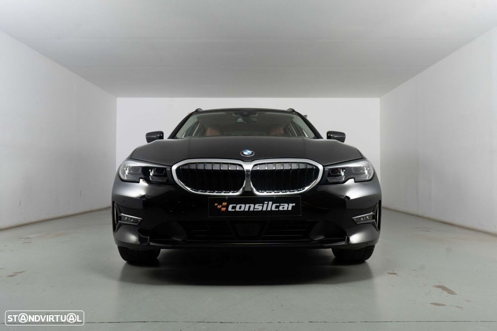 BMW 330 e Line Luxury Auto - 4