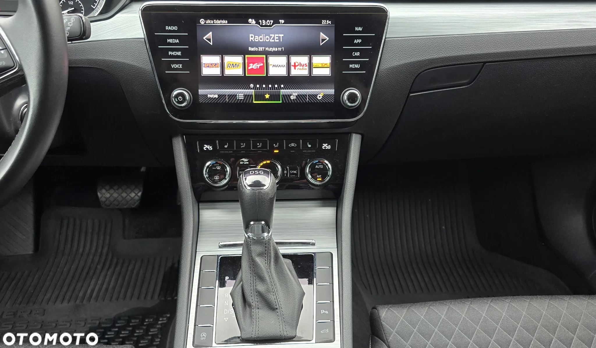 Skoda Superb 1.5 TSI Ambition DSG - 18