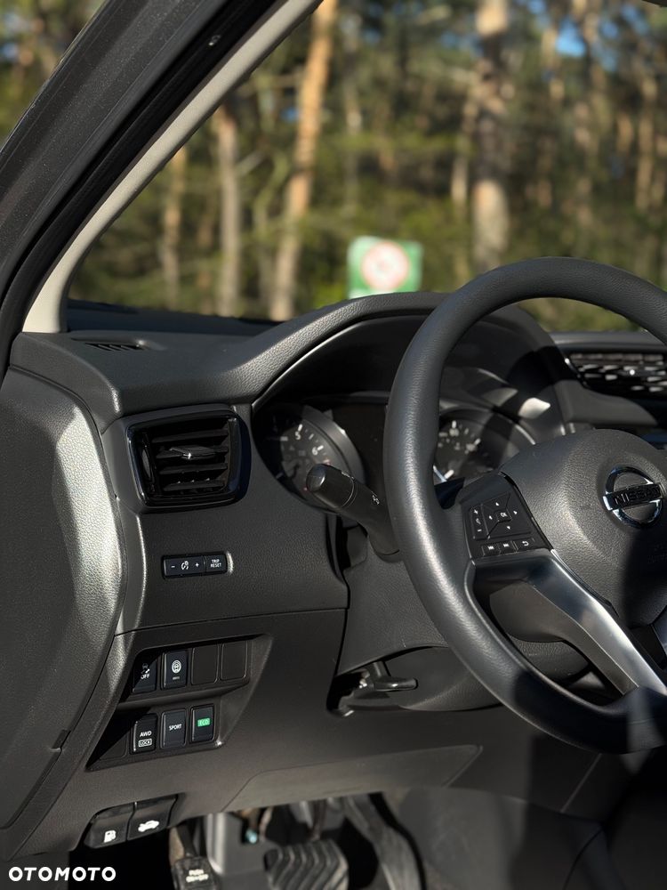 Nissan Rogue - 8