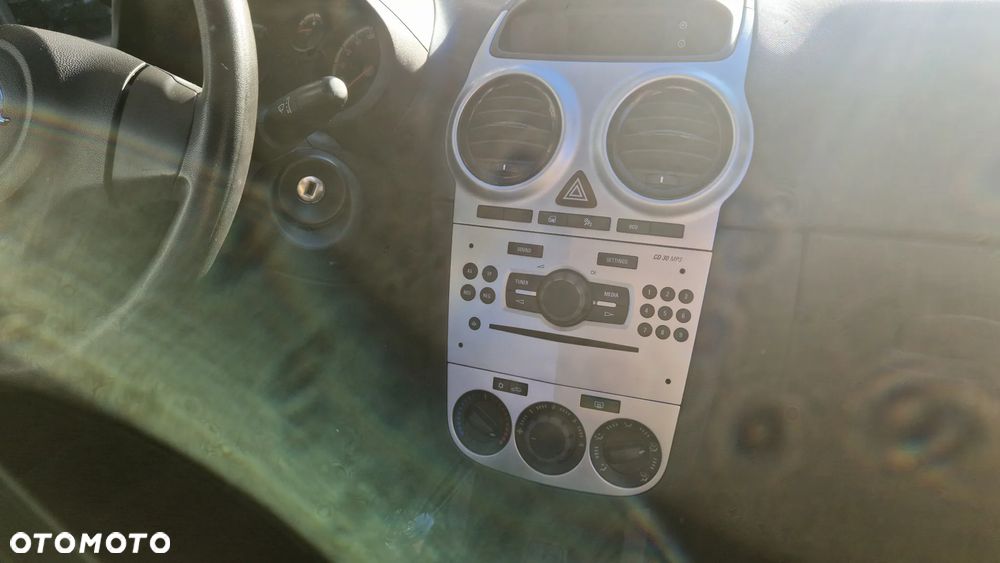 Opel Corsa 1.3 CDTI Enjoy EcoFLEX S&S - 11