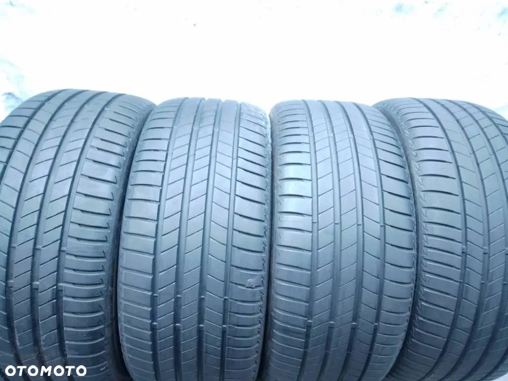 Bridgestone TURANZA T005 245/40 R19 94W 2022i 2023 7-7.5mm - 1