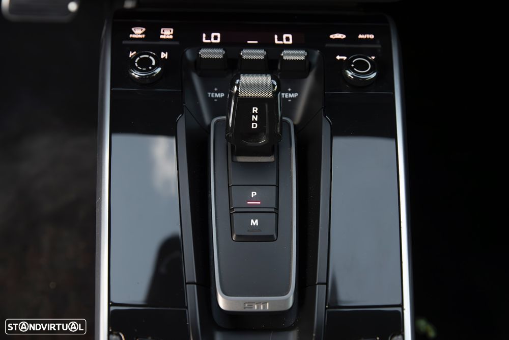 Porsche 911 (992) Carrera PDK - 40