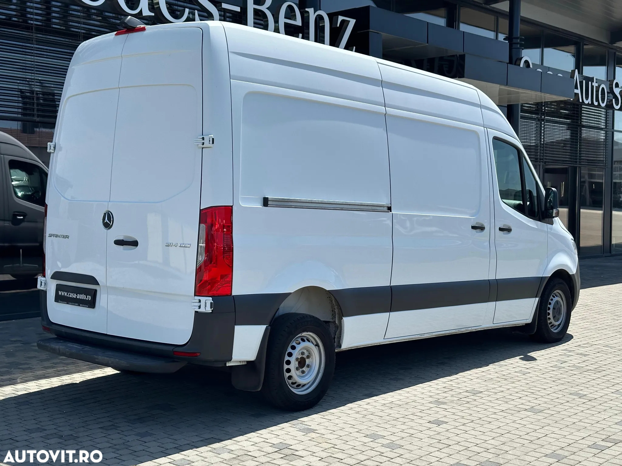 Mercedes-Benz Sprinter - 6