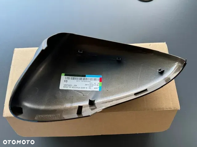 Obudowa lusterka prawa strona Ford Mondeo 2014-2022. - 3