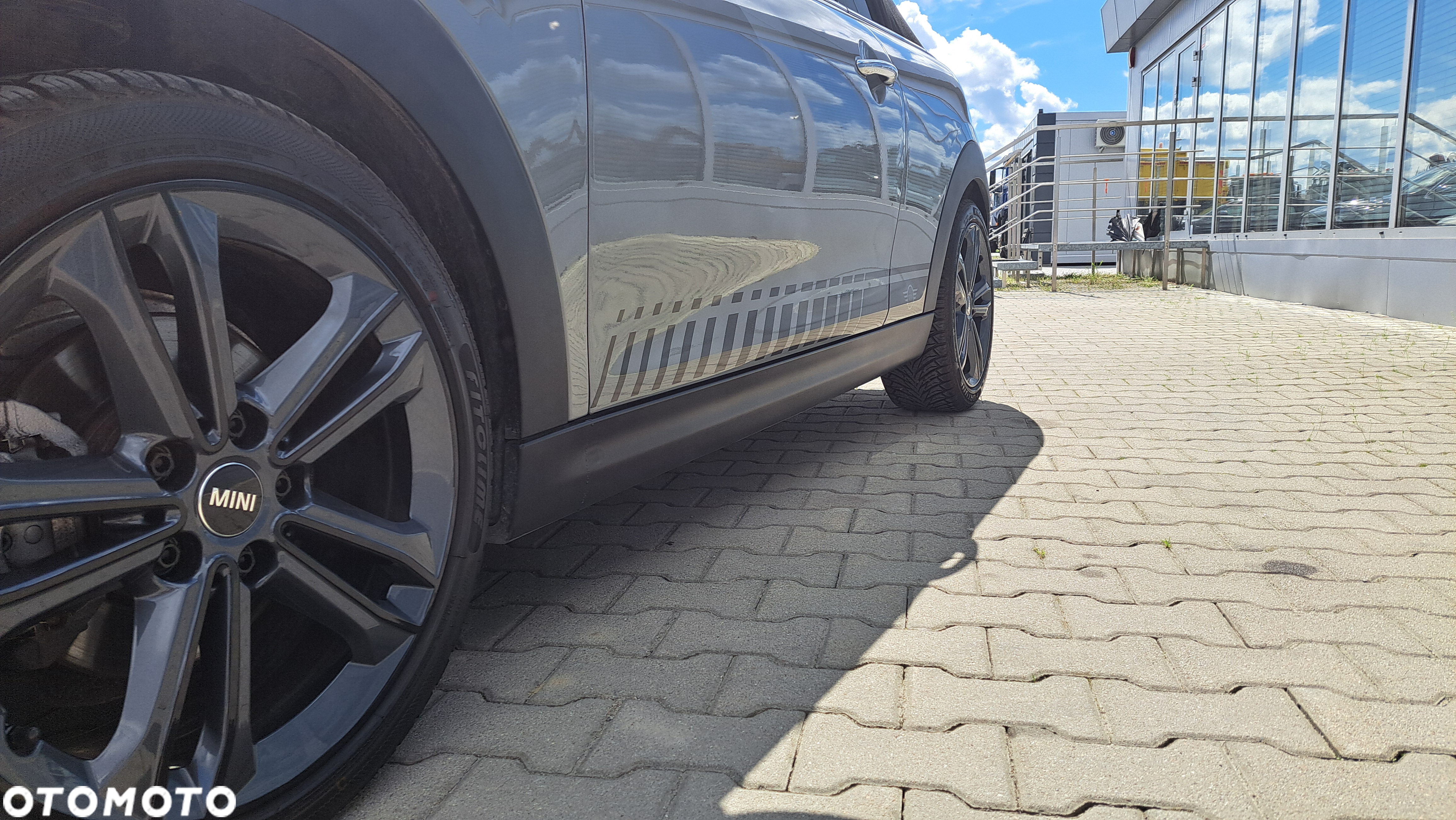 MINI ONE Cabrio Sidewalk Edition - 12