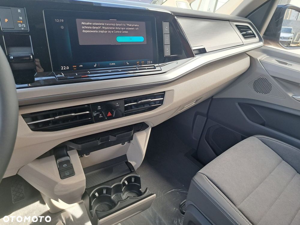 Volkswagen Multivan - 9