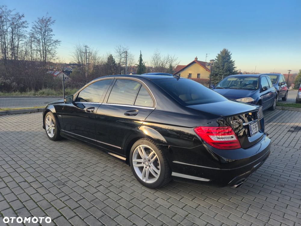 Mercedes-Benz Klasa C 250 (BlueEFFICIENCY) 7G-TRONIC - 9