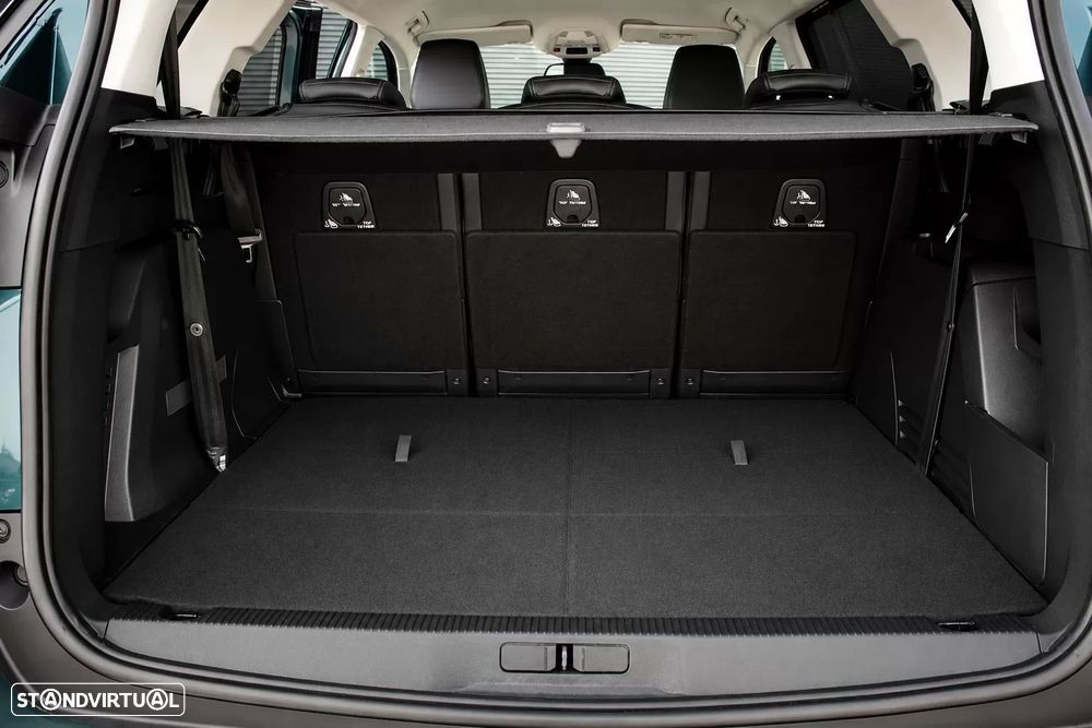 Peugeot 5008 1.6 BlueHDi Allure J17 — fotografia 31