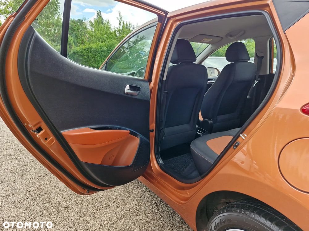 Hyundai i10 1.0 Premium - 13