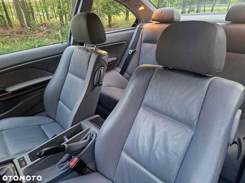 BMW Seria 3 320Ci - 10
