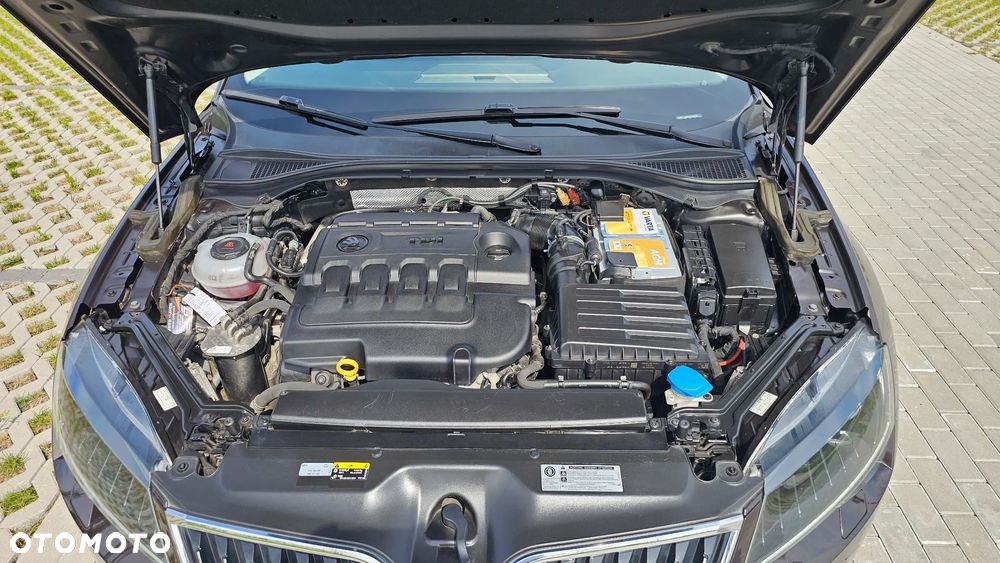 Skoda Superb 2.0 TDI Ambition DSG - 18