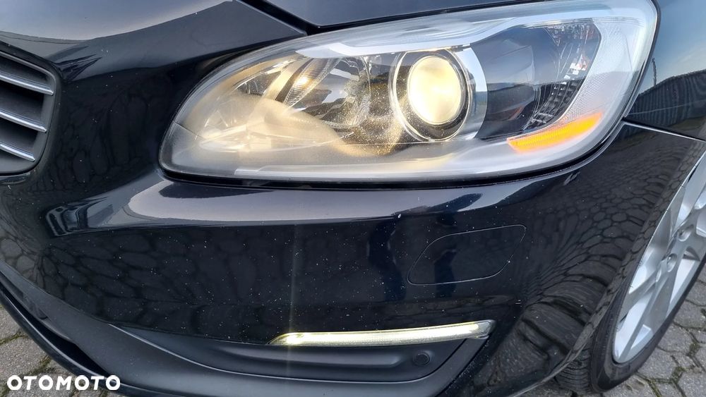 Volvo V60 D4 Momentum - 9