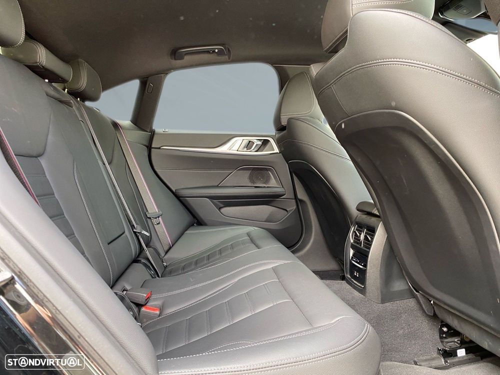 BMW i4 eDrive40 Pack Desportivo M Pro - 15