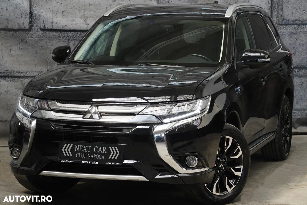 Mitsubishi Outlander 2.0 4WD Top - 3