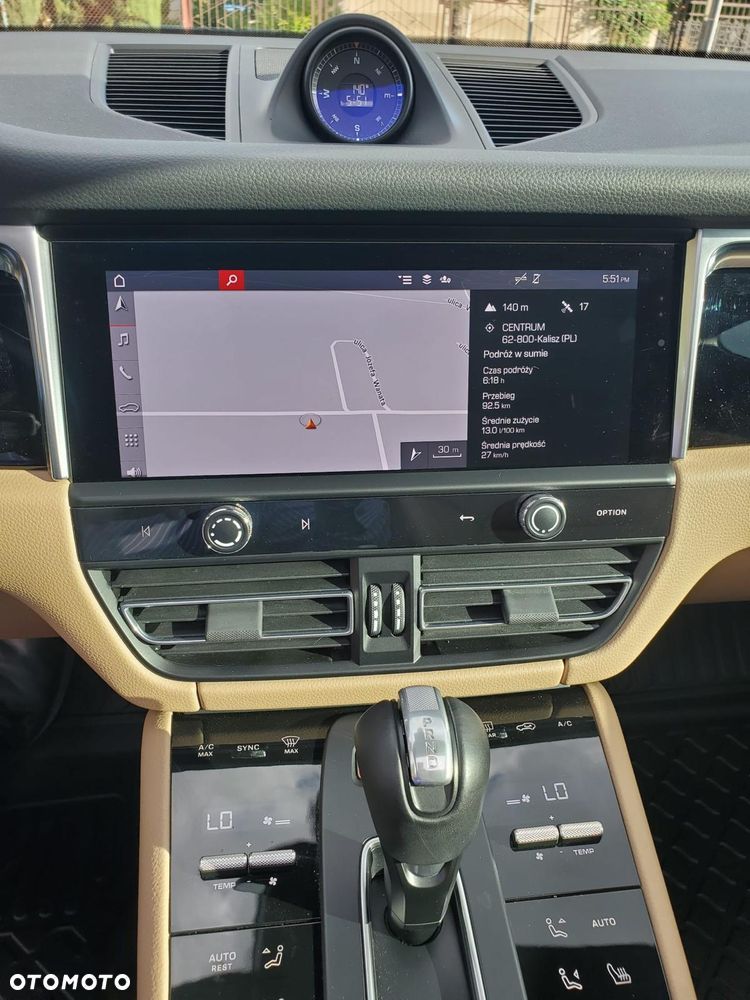 Porsche Macan - 19
