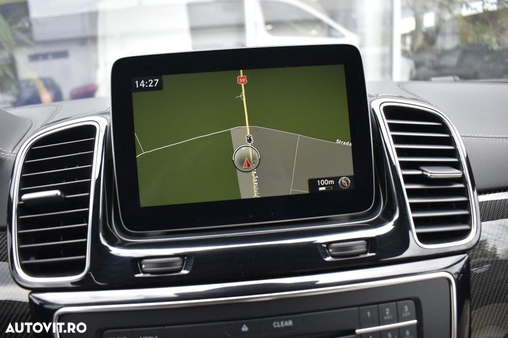 Mercedes-Benz GLS - 15
