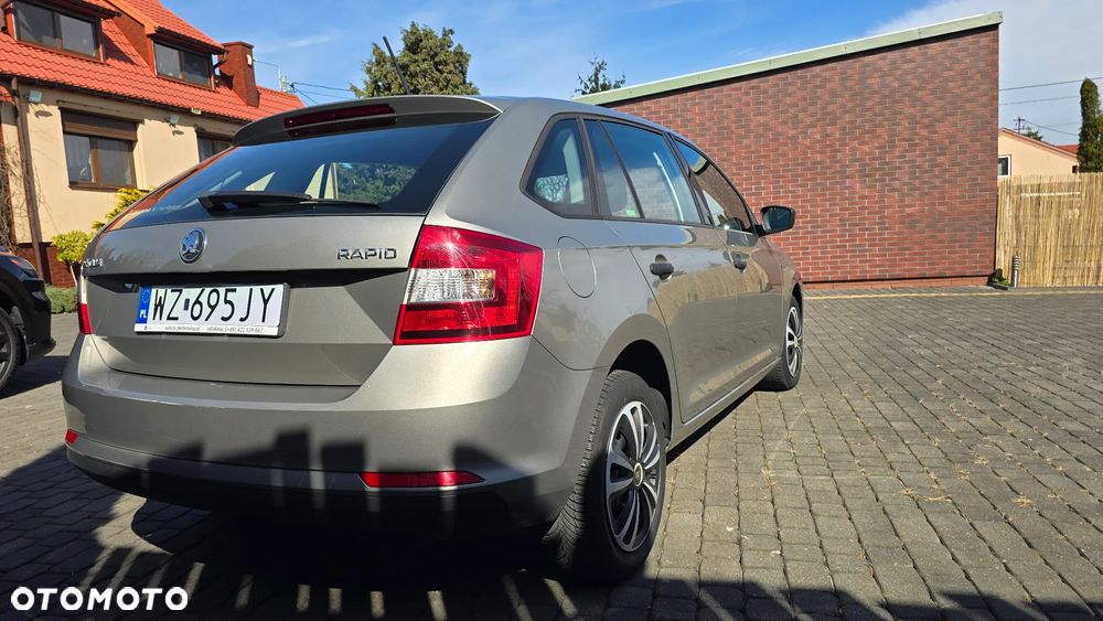 Skoda RAPID Spb 1.6 TDI DPF Active - 10