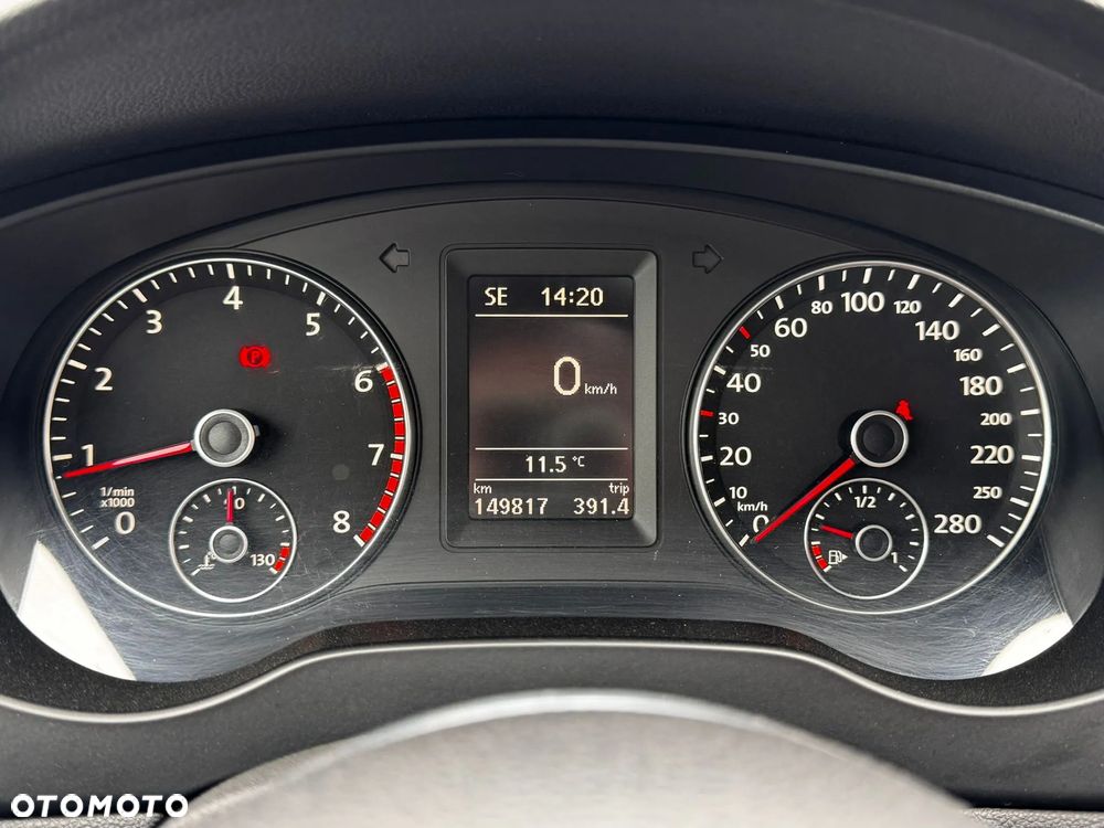 Volkswagen Jetta 2.0 TSI Sportline - 26