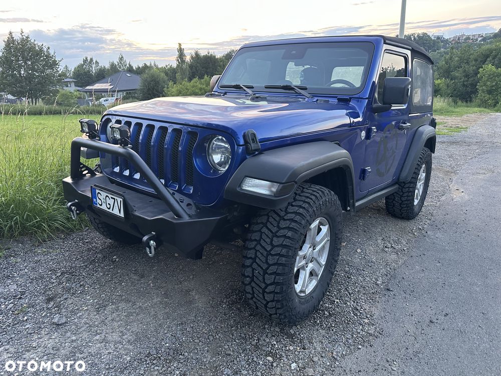 Jeep Wrangler - 11