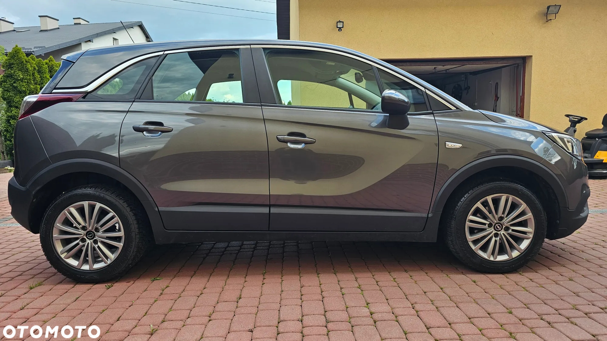 Opel Crossland X - 18
