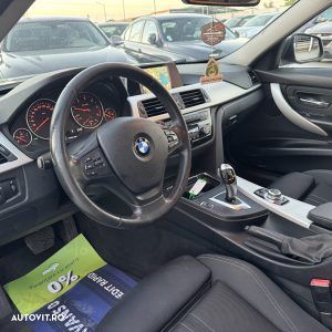 BMW Seria 3 320d Aut. Sport Line - 7