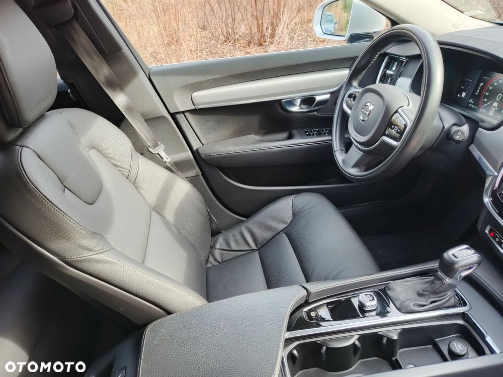 Volvo V90 D5 AWD Momentum - 20