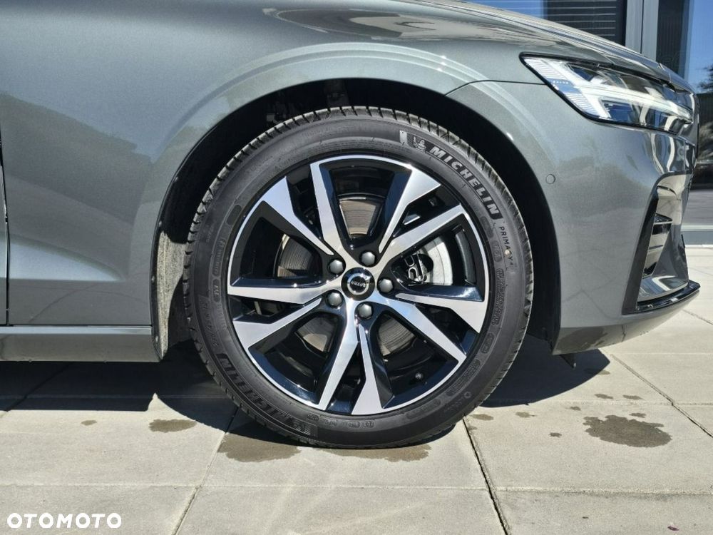 Volvo V60 B4 B Plus Dark - 6