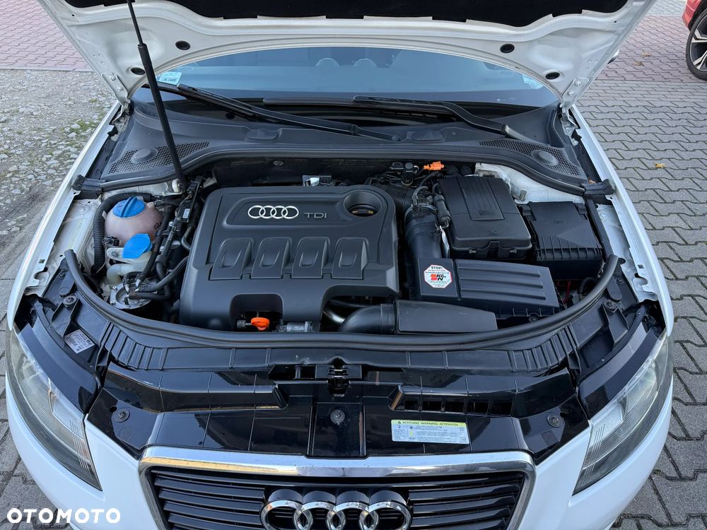 Audi A3 Sportback - 6