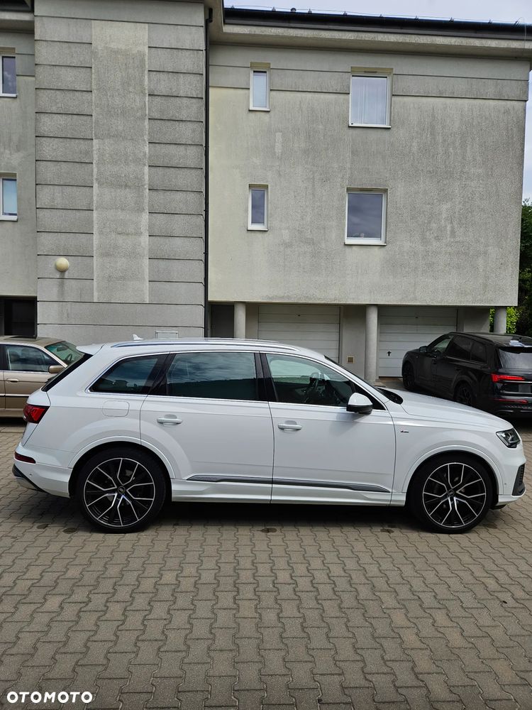 Audi Q7 - 10