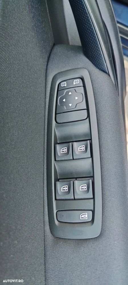 Renault Megane TCe 140 GPF Zen - 9