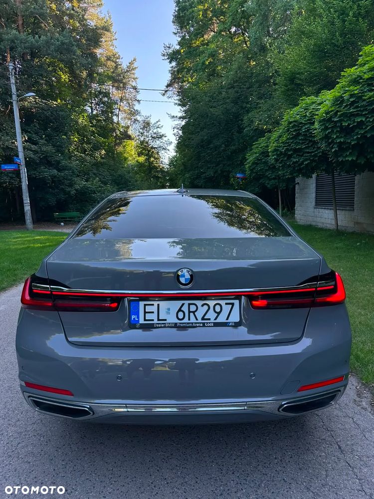BMW Seria 7 740d xDrive - 8