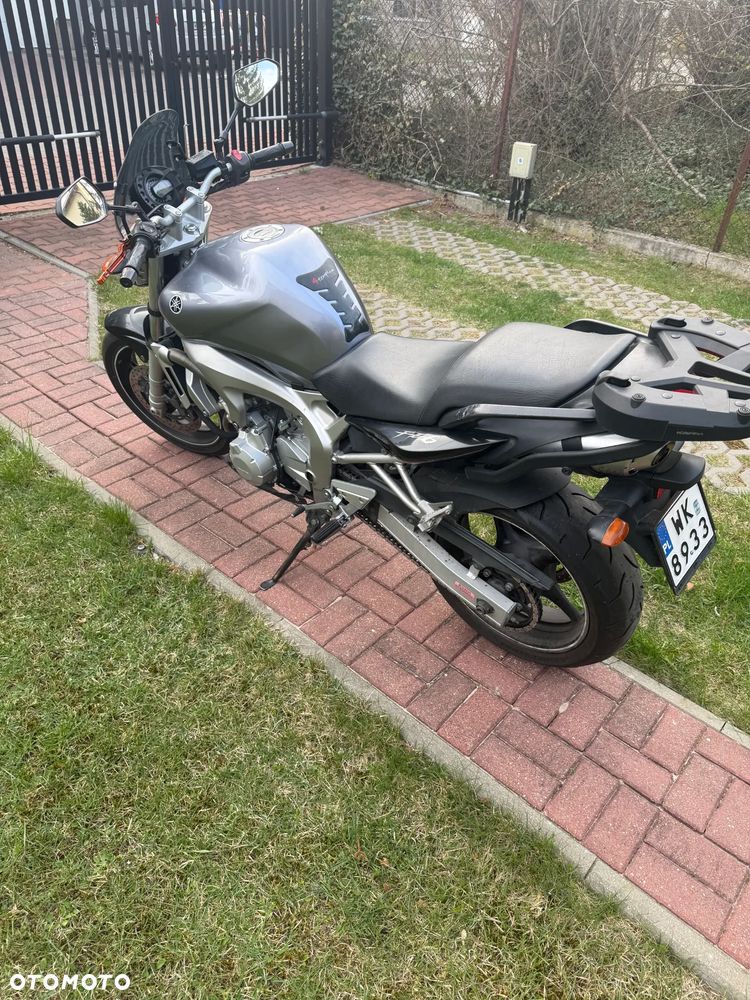 Yamaha FZ6 - 3