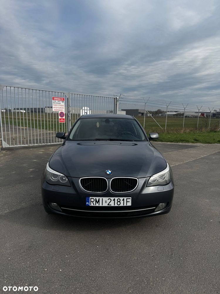 BMW Seria 5 520d - 2