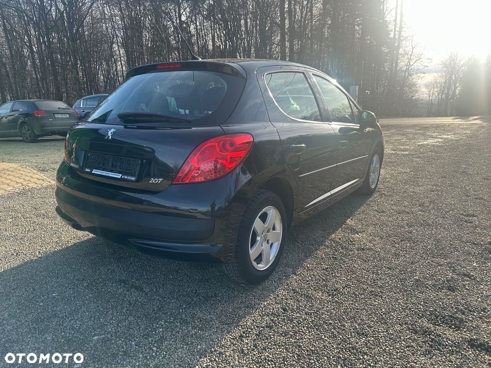 Peugeot 207 - 4