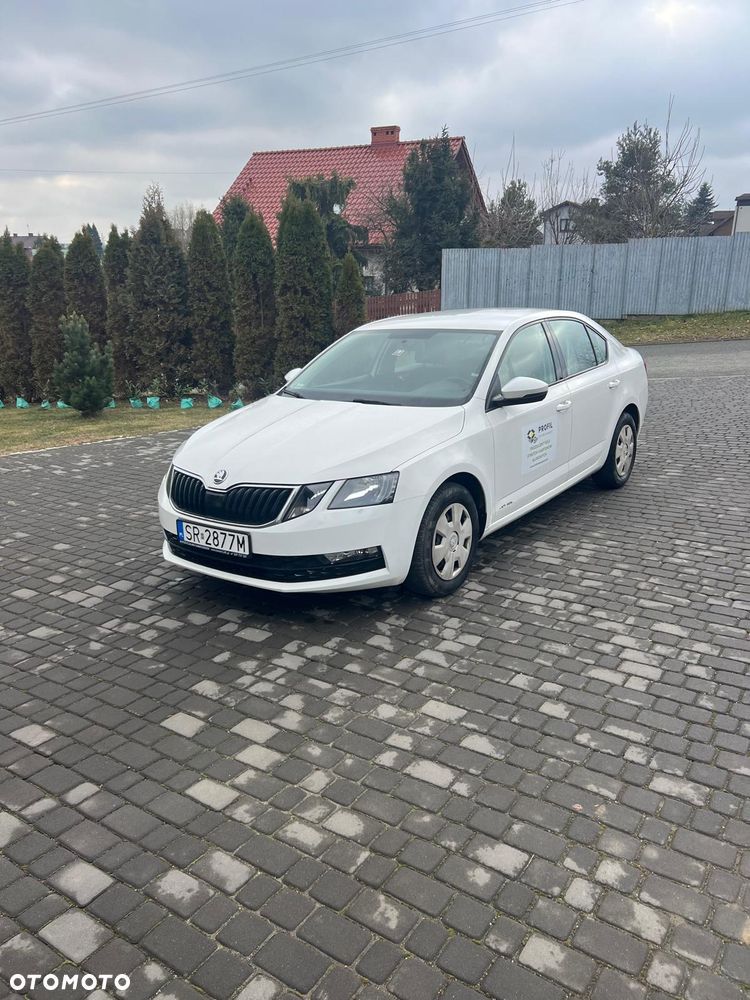 Skoda Octavia - 1