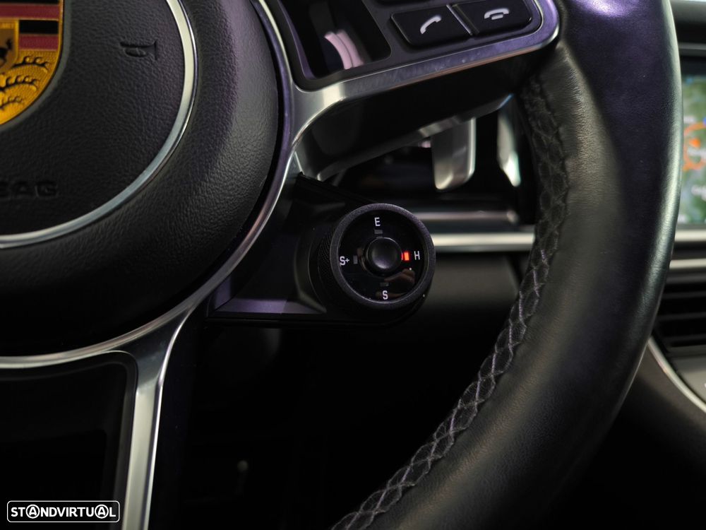 Porsche Panamera - 20