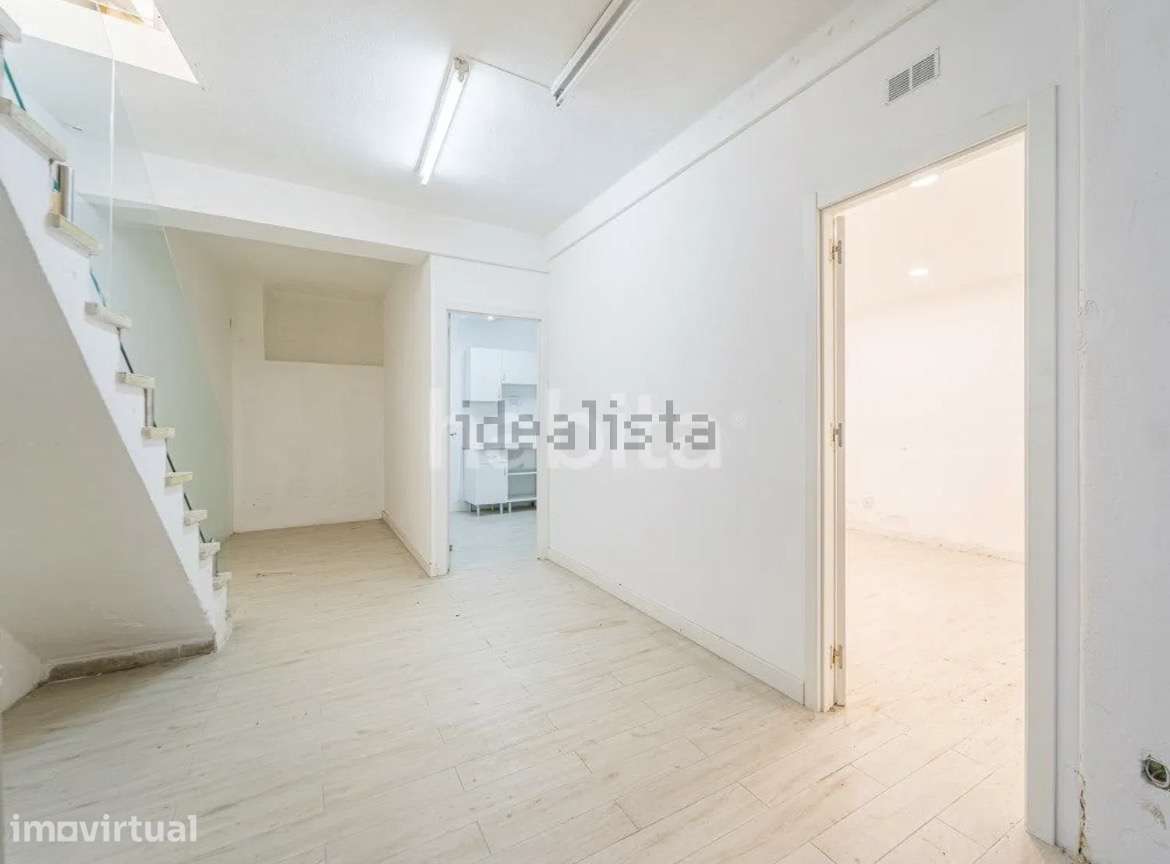Arrendamento de espaço comercial na Rua Braamcamp, 15 D Lisboa - Grande imagem: 4/14